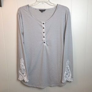 AMARYLLIS STRIPED 1/4 BUTTON TOP W/LACE EMBROIDERY